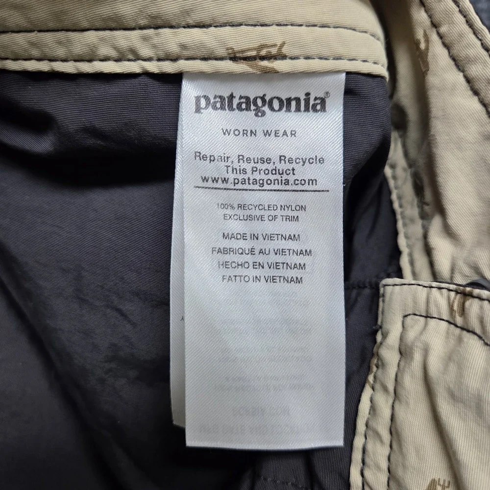 Patagonia Wavefarer Board Shorts Men 35 Black Nylon Swim Worn Wear Unlined